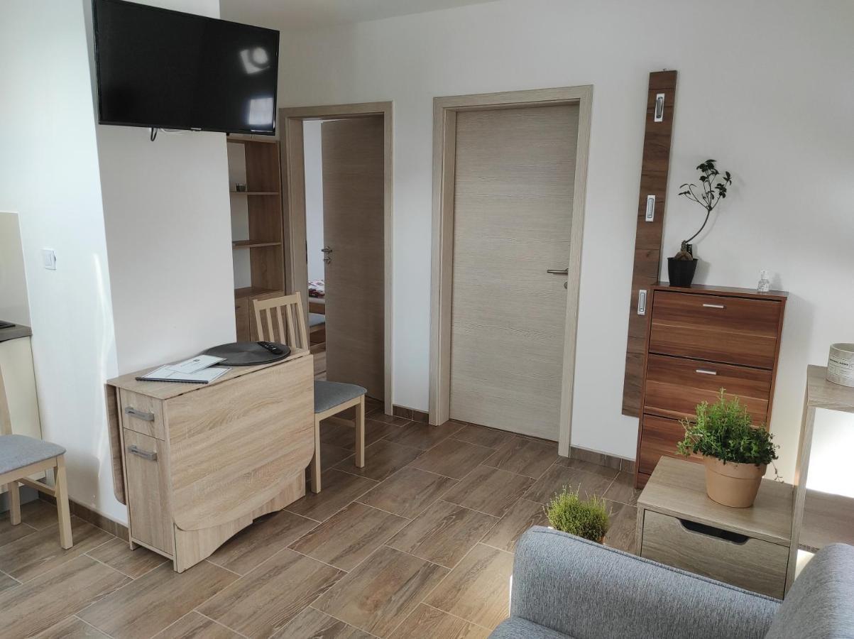 Apartman Frymburk 700 Exterior photo